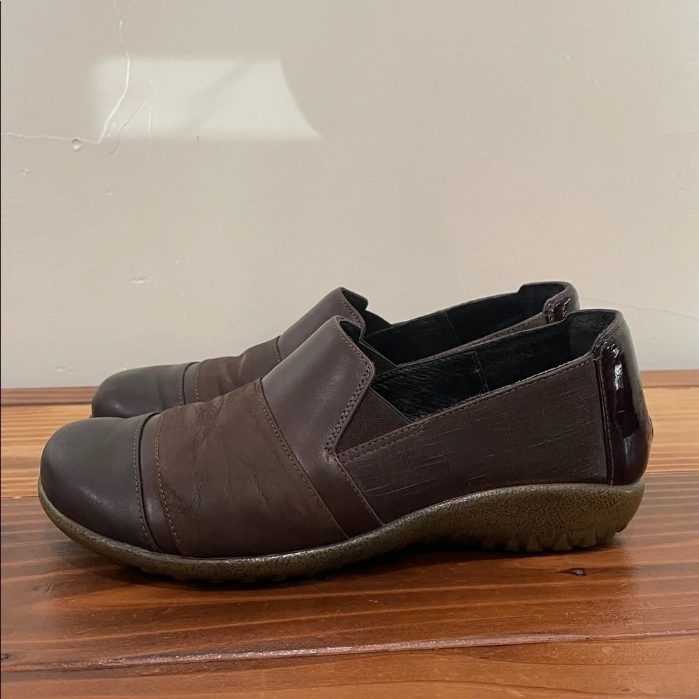 Naot Miro Flat Leather Comfort Shoes Women's Size EU 37 (US 6)